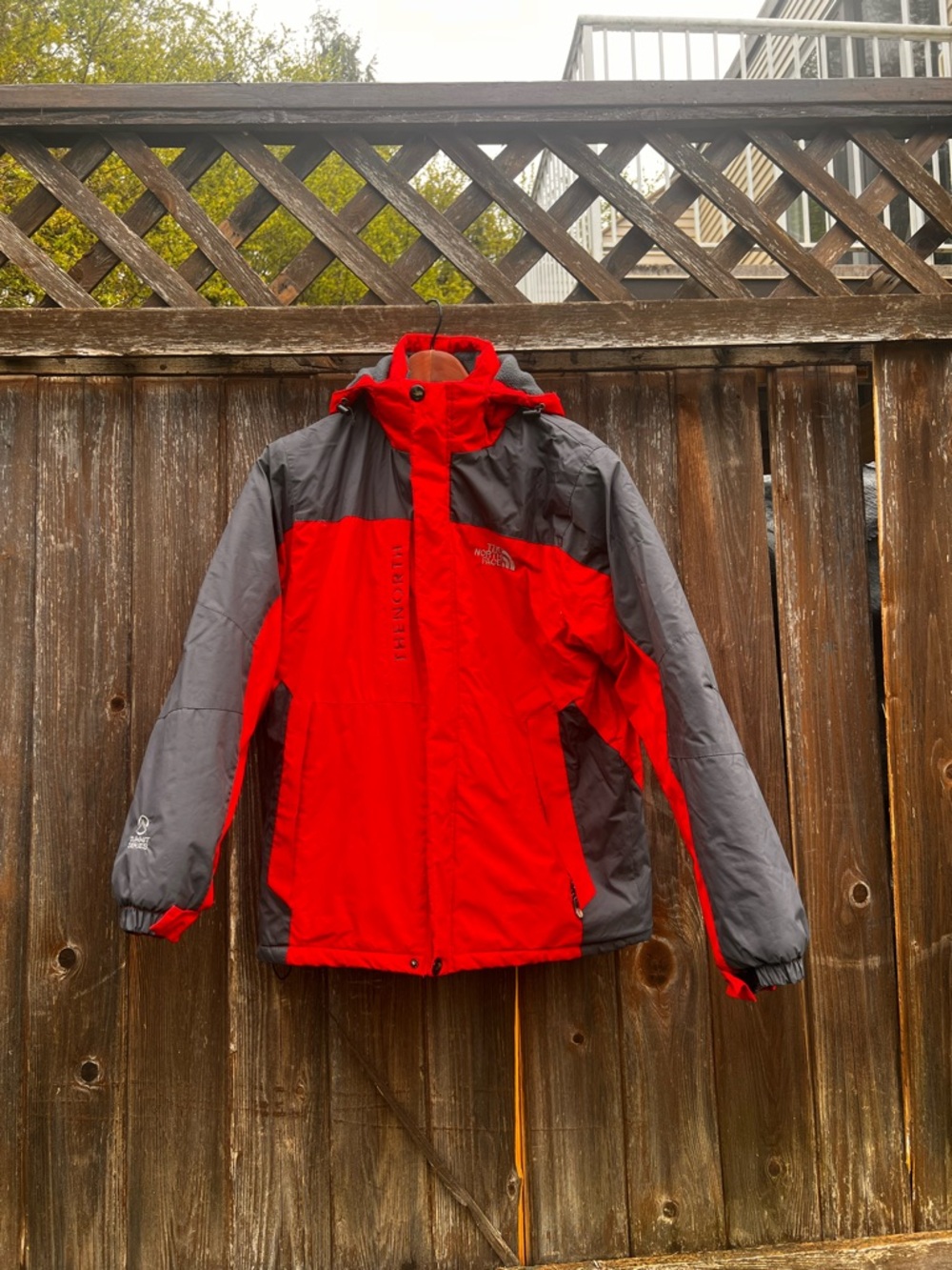The North face super warm red coat Thick Fleece lined